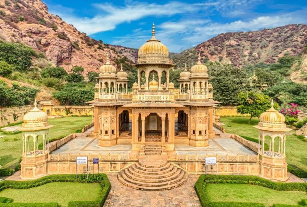 Sisodia Rani Garden